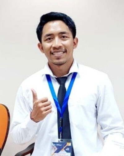 Komang-Widhi